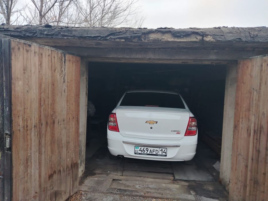 Гараж в штраф стоянке под орханой