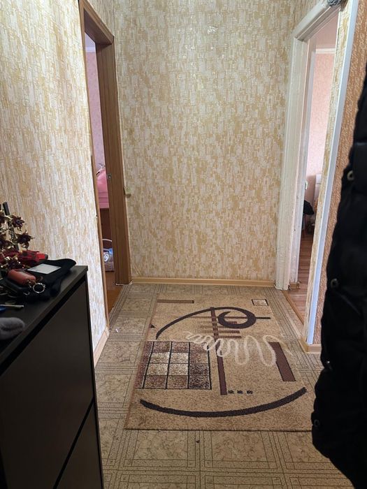 Продам 2комн район 23 школы , Азия