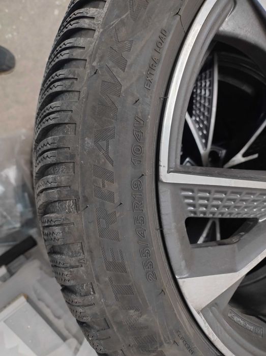 Гуми Firestone зимни 4бр. с джанти 225/45R19