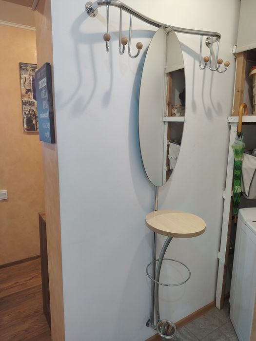 Cuier de hol modern