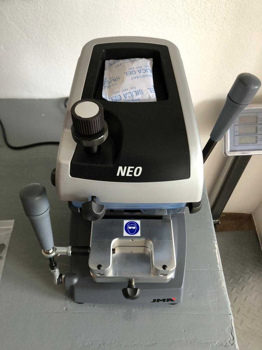 Set masini copiat chei plane si auto, cartele si taguri interfon