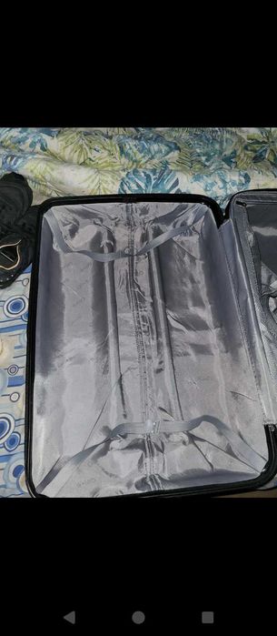 Valiza încăpătoare