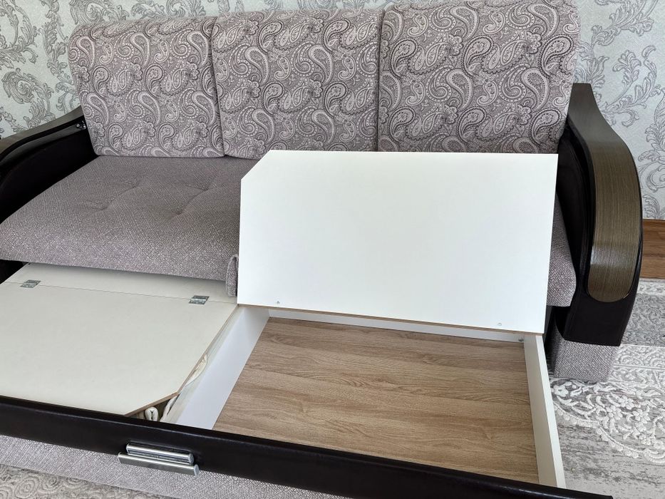 Диван раскладной в отл.сост