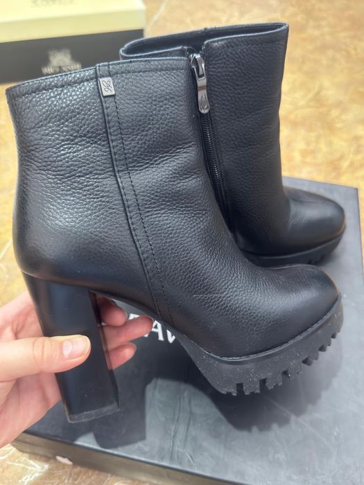 Продам Ботильоны Зимние