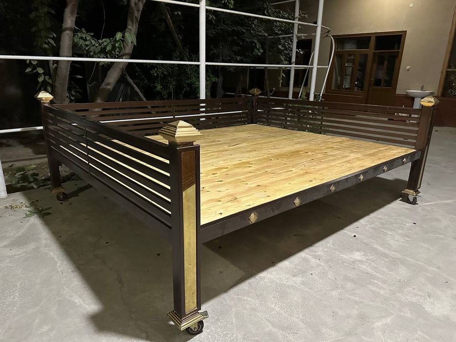 Сўри (Тапчан) енг арзони