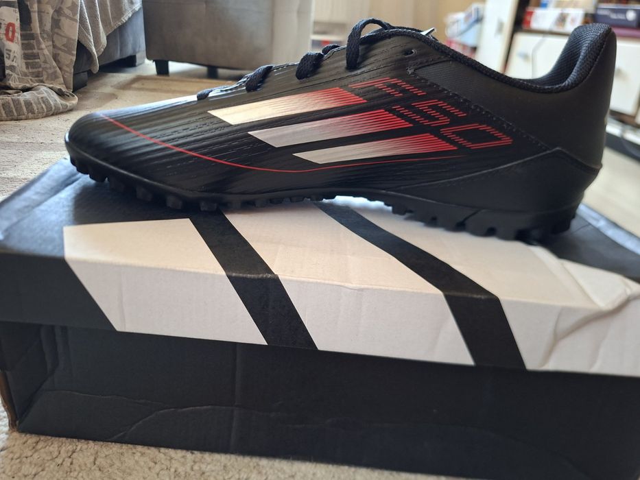 Стоножки мъжки-адидас F50, голям номер