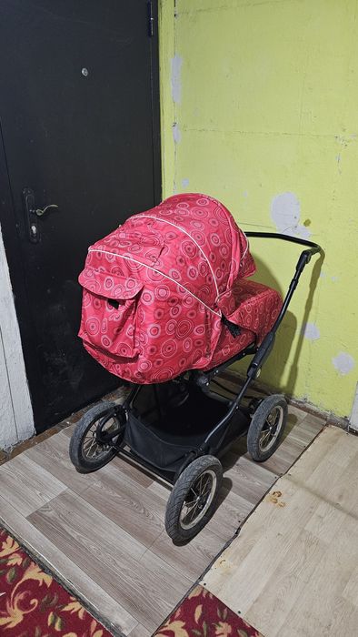 Продам коляску 3в1