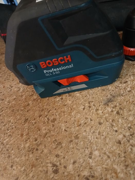 Bosch nivelă laser