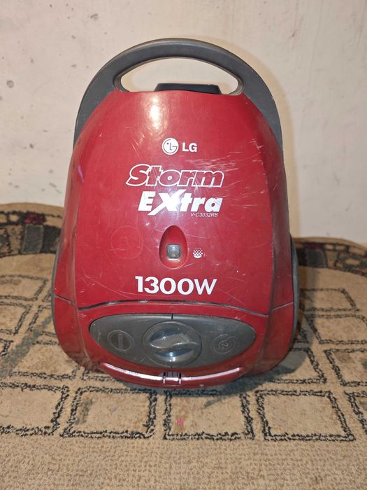 Пылесос бу  в рабочем состоянии станция метро Москва