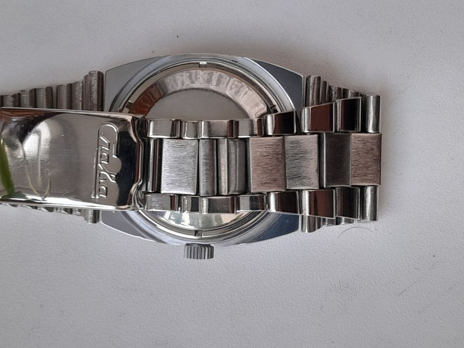 Продам новые часы СССР