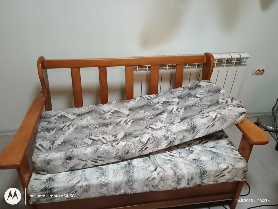 холна гарнитура и маса масив