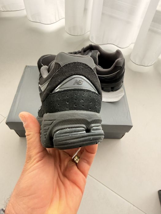New Balance 2002r Triple Black