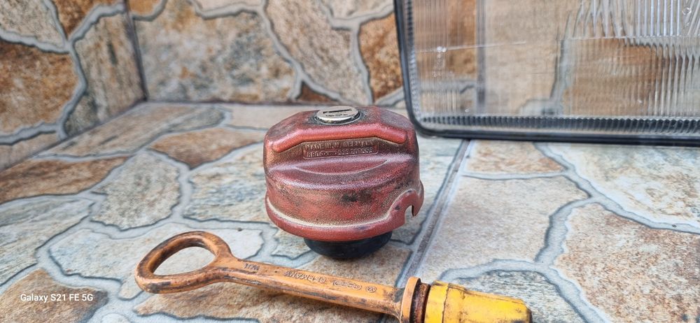 Ауди 80 стекла передние