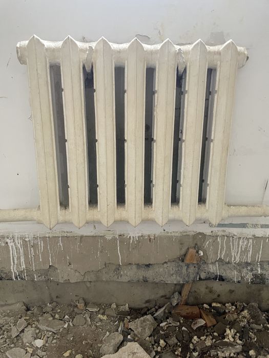 Чугун батарея, дымоход труба