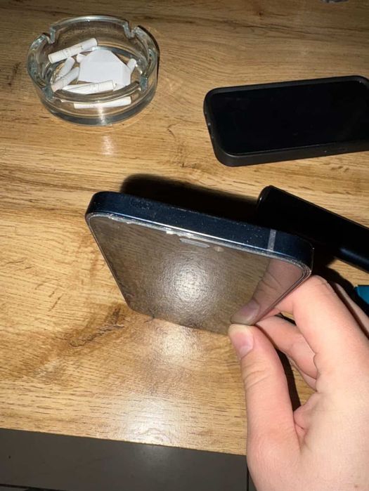 Iphone 12 без проблемен