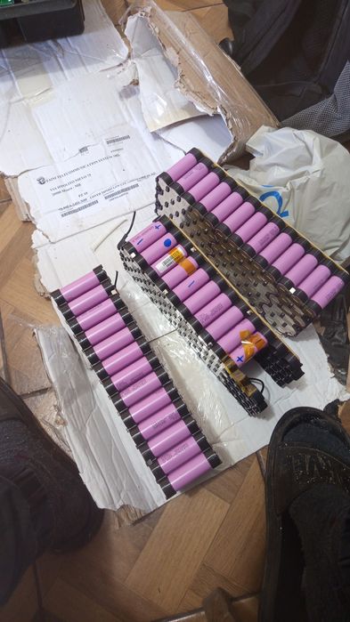 Vând celule 3:6 v 2600 amperi