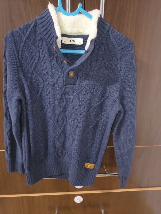 Pulover băieți C&A ,bumbac 100% ,mărimea 110 .Preț 30 lei