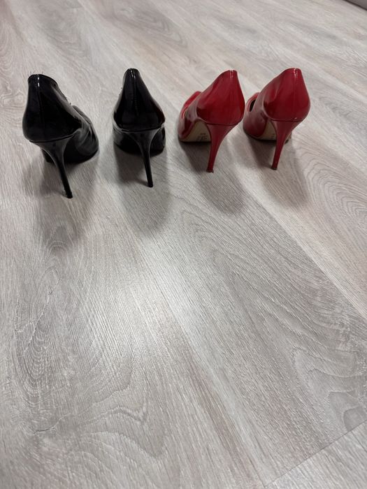 Дамски обувки на висок ток