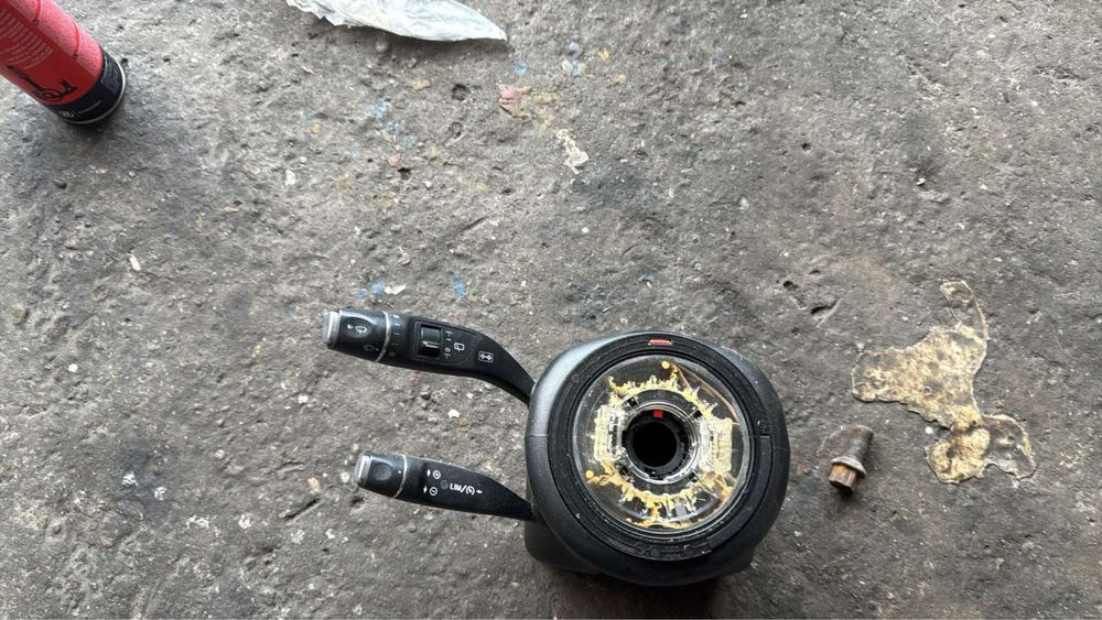 w204 Лентов кабел Mercedes C Фейстлифт.