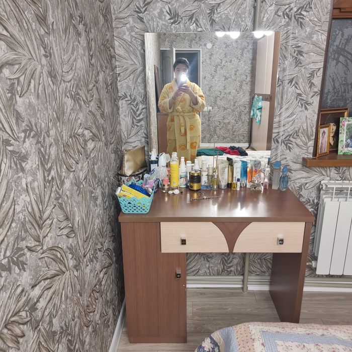 Спальный гарнитур  б/у