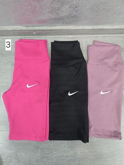 Blugi si pantaloni diferite modele