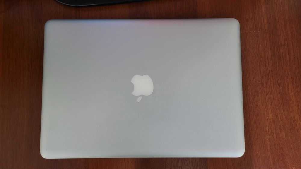 MacBook Pro (13-inch, Early 2011) срочно сотилади