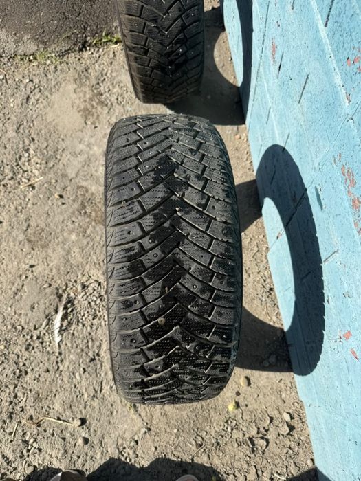 Продам зимние шины