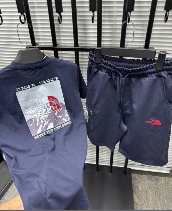Compleu North Face