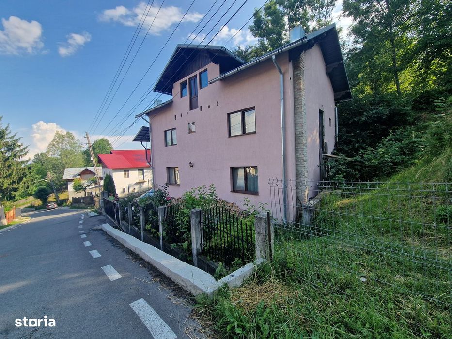 Casa p+ m + teren 1000 mp ghiosesti