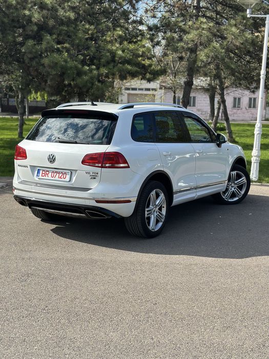Volkswagen Touareg Facelift R-Line ~ BlueMotion Technology ~ 3.0 V6 TDI ~ 195.000km