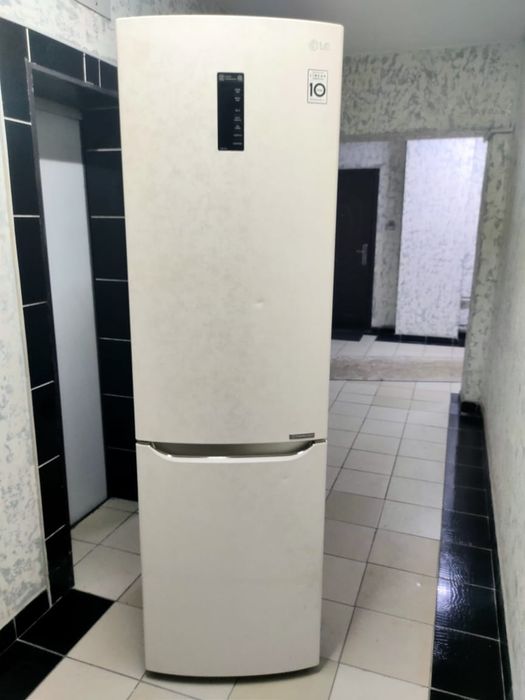 Продам холодильники