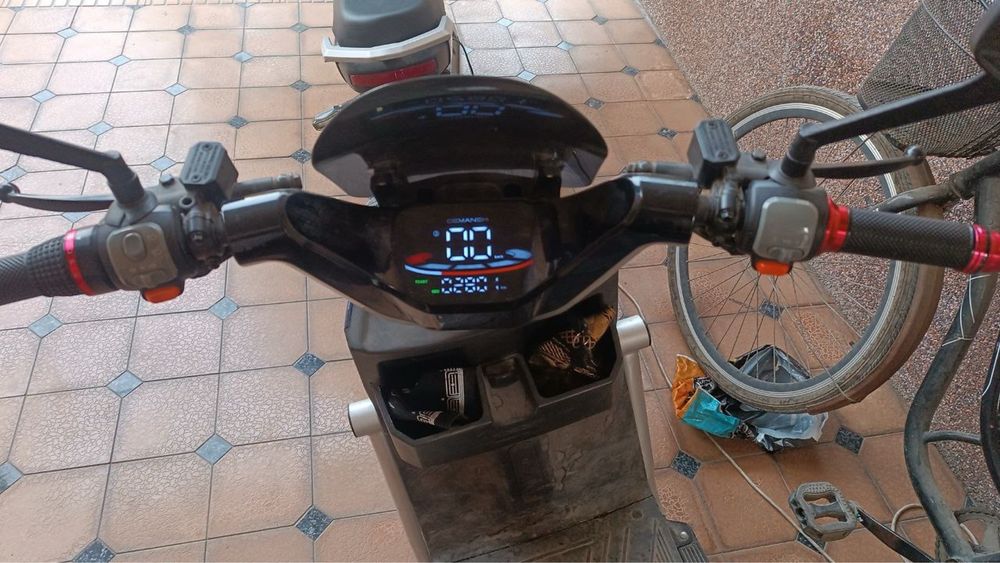 Skuter Foris 100km