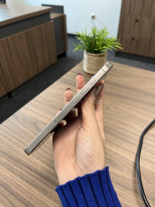 Iphone 16 pro 1 г. Гаранция