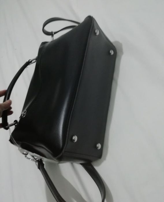 Сумка портфель. Новая. Кожа.