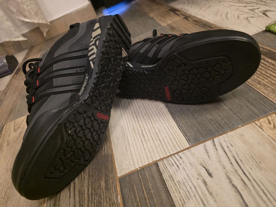 Pantofi drumeție TERREX SWIFT