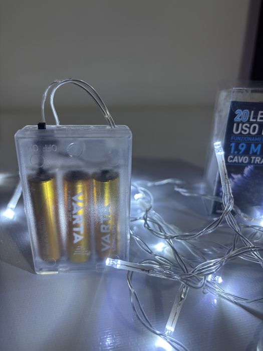 Instalatie 20 LED Alb Rece pe baterii