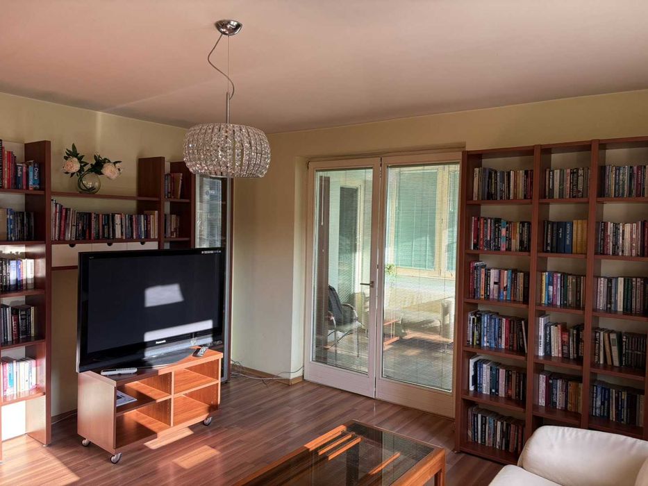 Дава се под наем Двустаен апартамент в София, Хиподрума - 88 кв.м за 648.21 € - Снимка #1