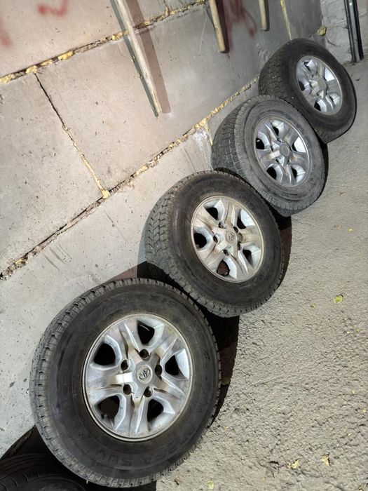 Комплект зимх шин