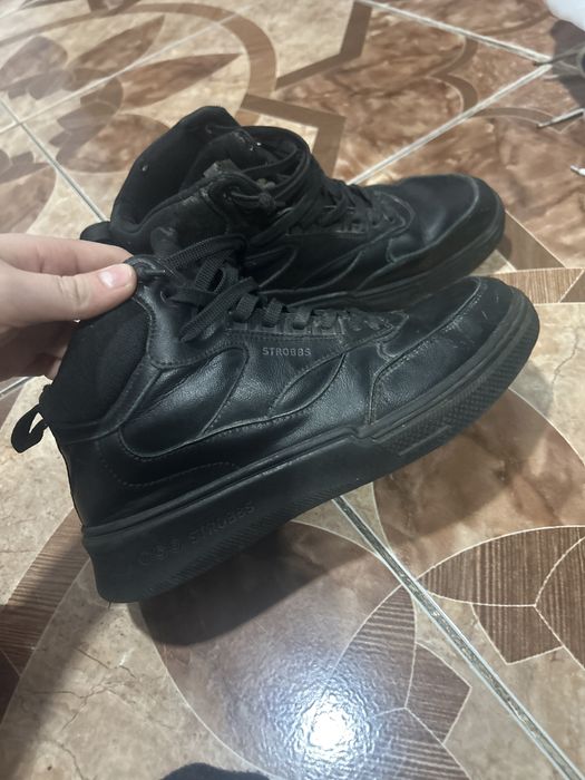 Продам зимнюю обувь