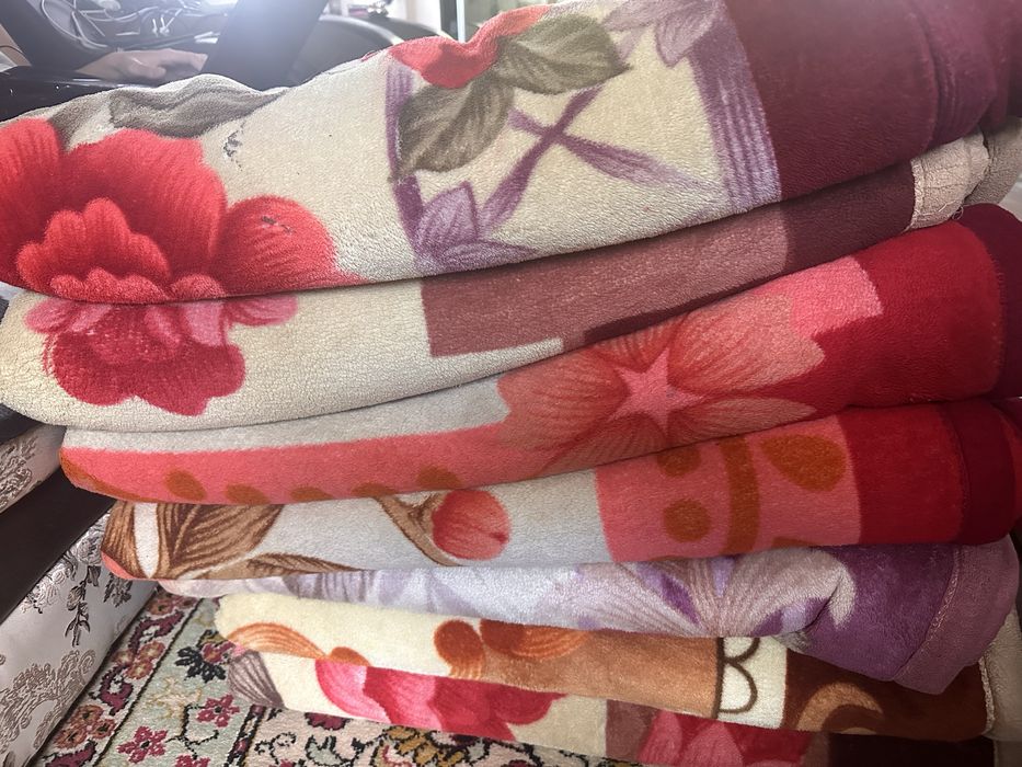 Продам одеяло в хорошем состояний