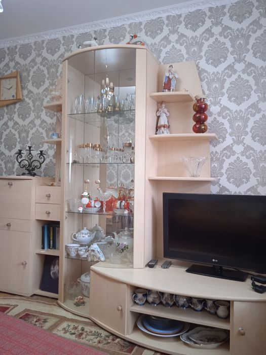 Продам стенку б.у