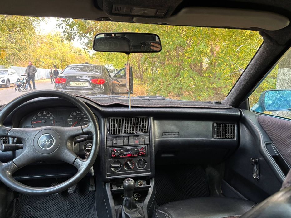 Продам Audi 80 b4