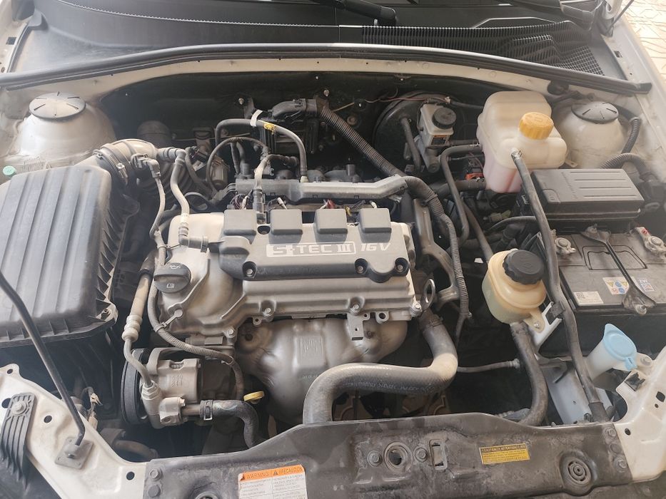 Жентра 2014 родной механика бензин