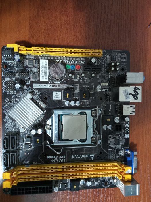 CPU-протсессор,Материнка, ОЗУ,Блок питания, Wifi