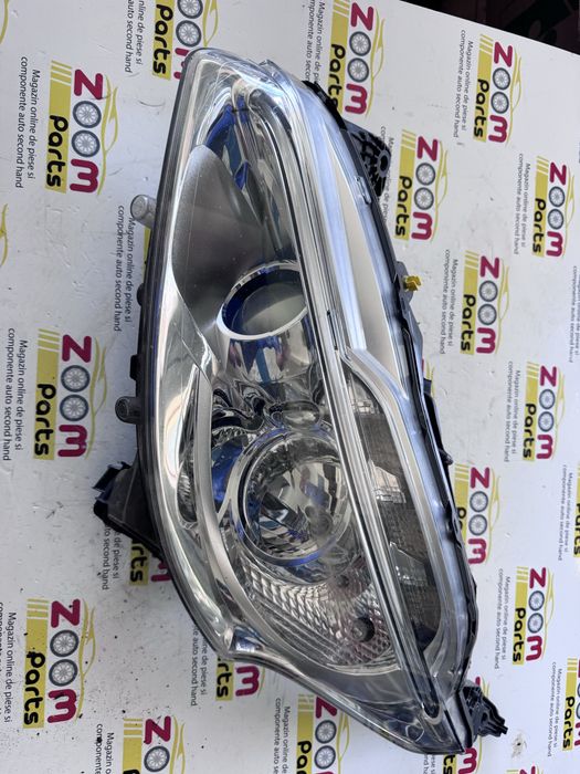Far stanga Peugeot 208 cu lupa si LED 2012-2019