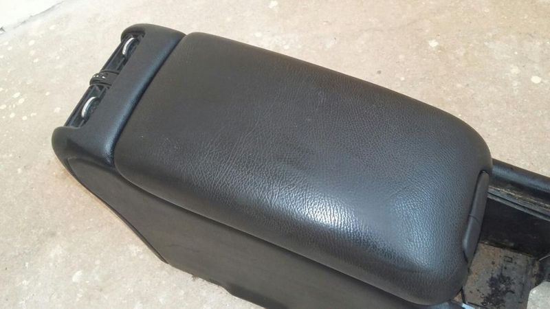 Подлакътник за Mercedes W203