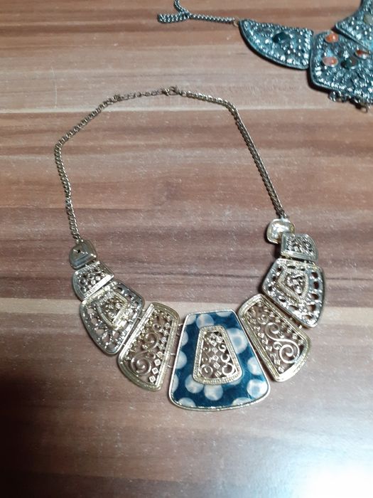 Бижутерия    автентична