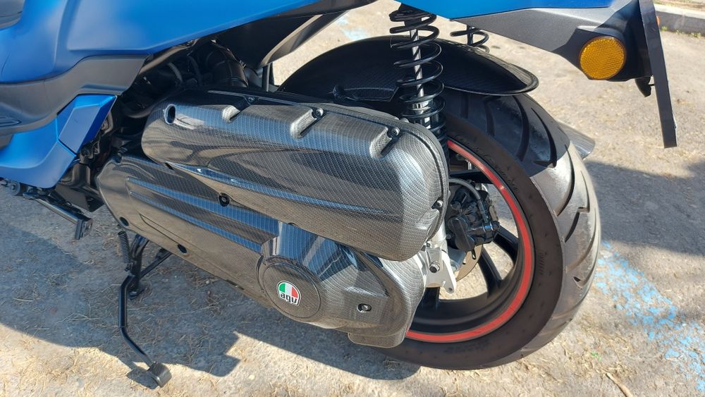 Sym HD300 din 2020, in stare noua, doar 5500  km. pret de iarna