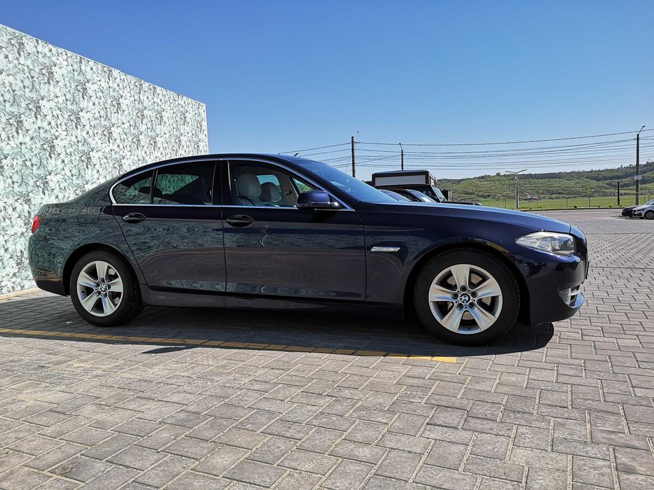 BMW Seria 5 F10 520d, 2012, stare foarte bună