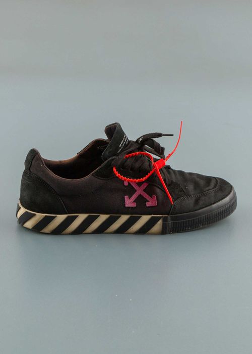 Оригинални  мъжки обувки Off White 46 номер